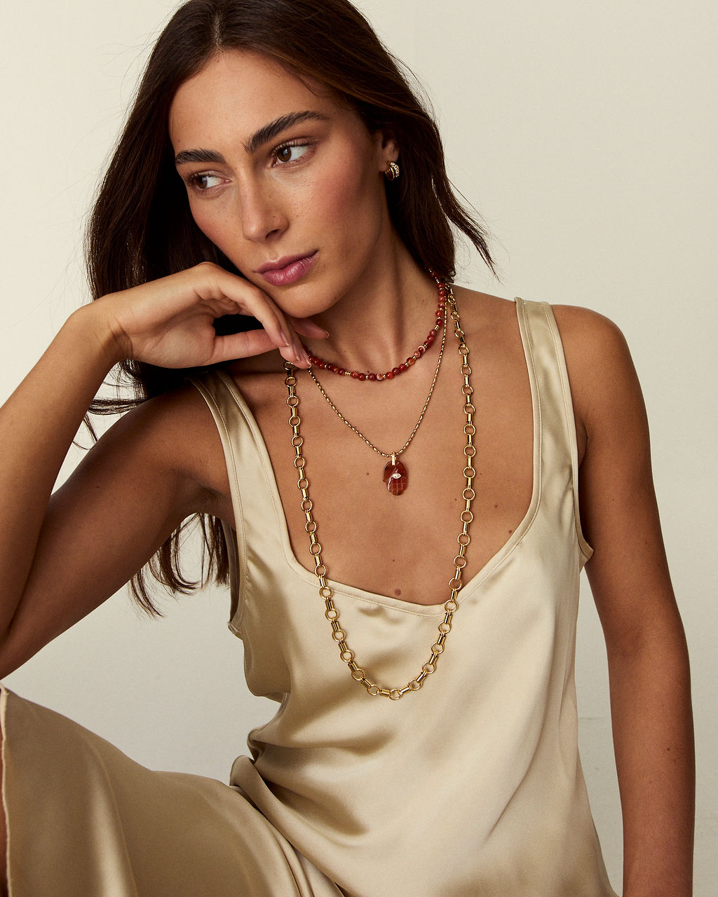 Talis Chains -  Protective Hands necklace - Red Agate