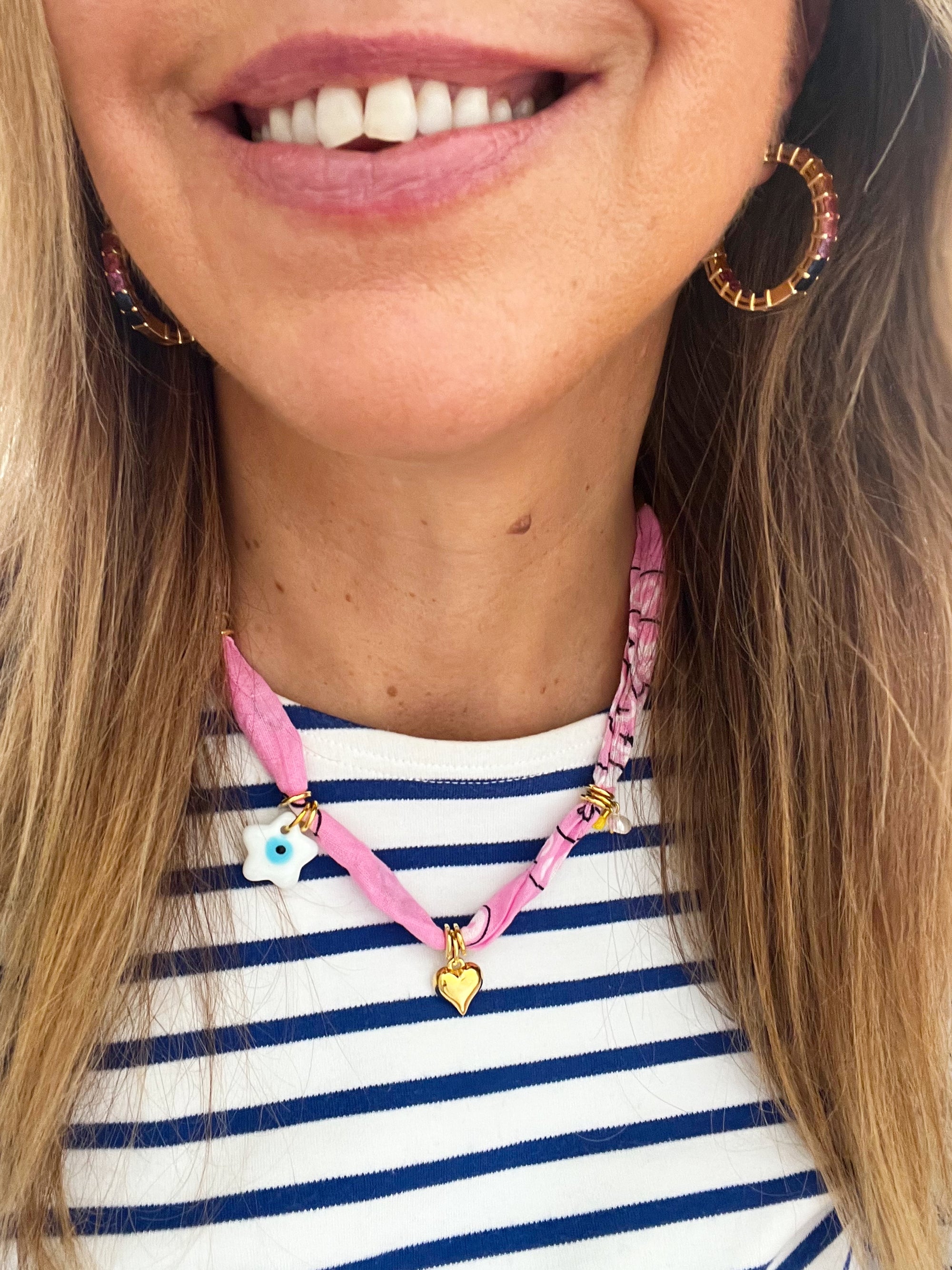Goupi -  Pink bandana necklace
