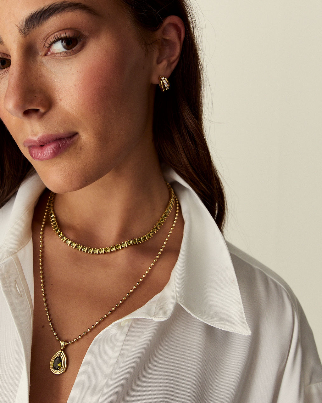 Talis Chains -  Claw mini earrings