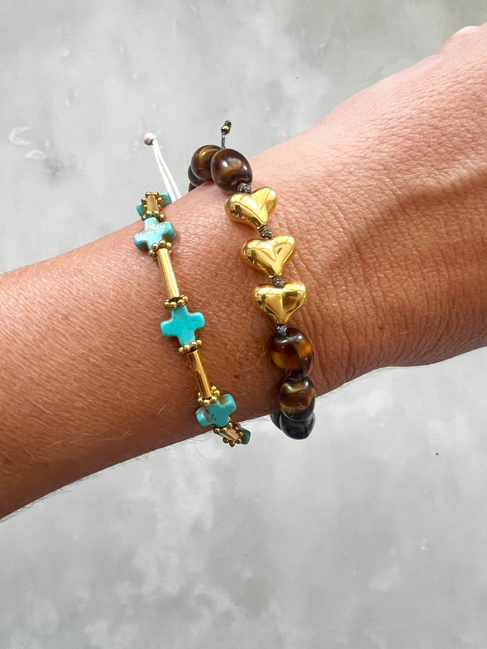 Goupi -  Turquoise cross bracelets