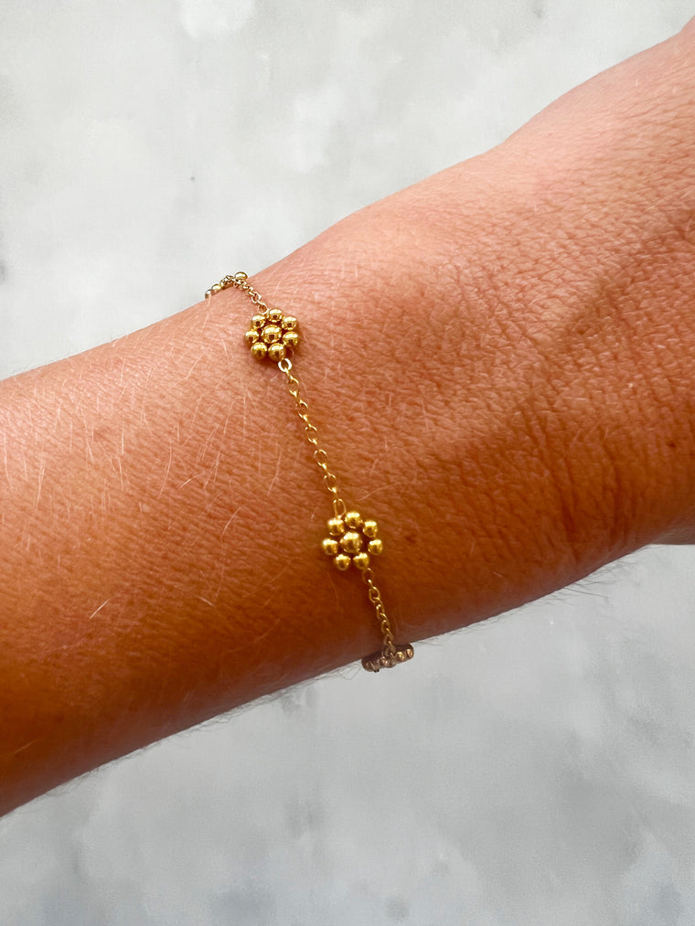 Bazou - daisy bracelet
