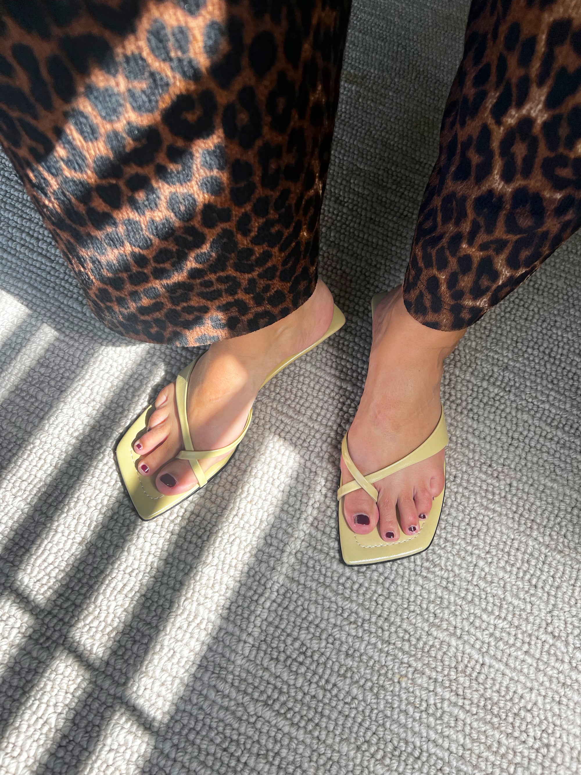 Kaitie's Closet - Topshop mules * pre-loved *